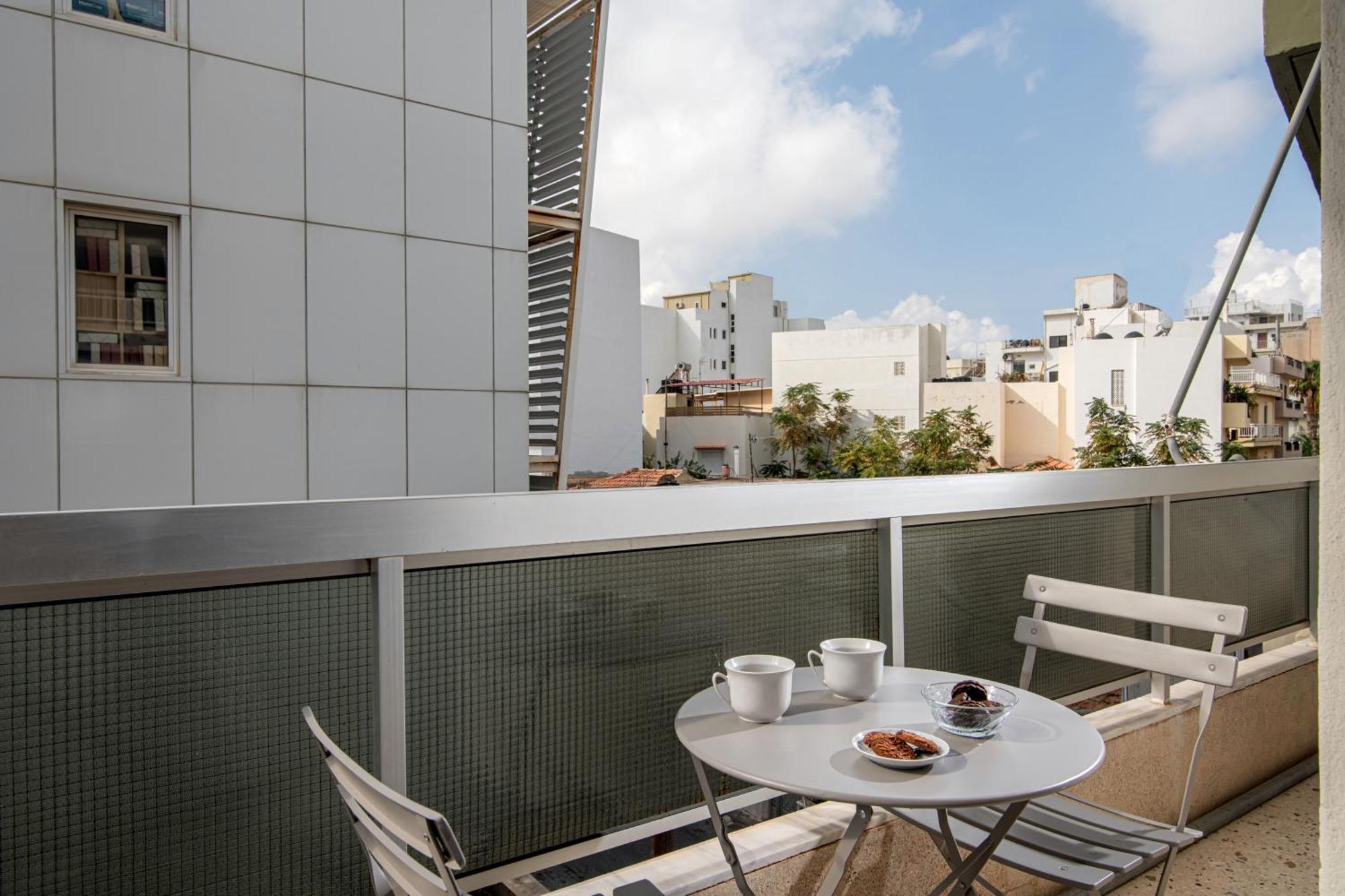 Central Double Bedroom Apartment Heraklion  ภายนอก รูปภาพ